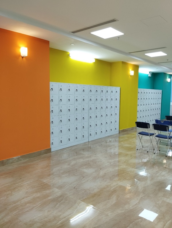 Tủ locker 30 ngăn cung ứng cho khách hàng với mẫu mã ghi xám 3 tu 30 ngan2 img