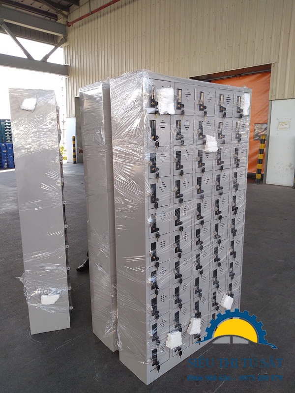 Tủ để điện thoại 50 ngăn 3 tủ để điện thoại 50 ngăn 1