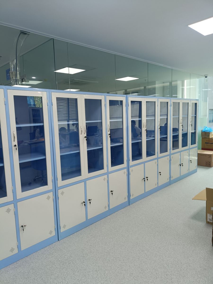 Tủ hồ sơ 3 buồng xanh trắng phân phối cho khách hàng 1 tu ho so 3 buong11 img