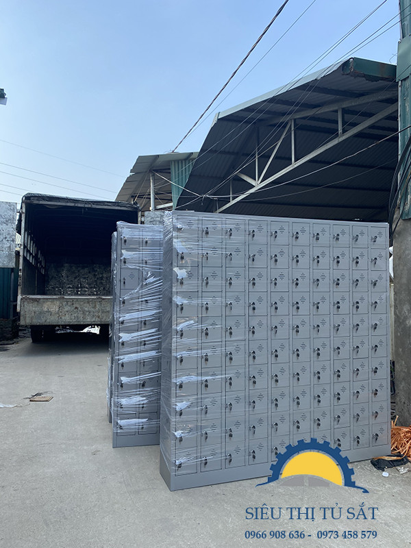Cung cấp tủ locker sắt 100 ngăn cho khách hàng tại Thanh Trì 1 tu locker 100 ngan img 1