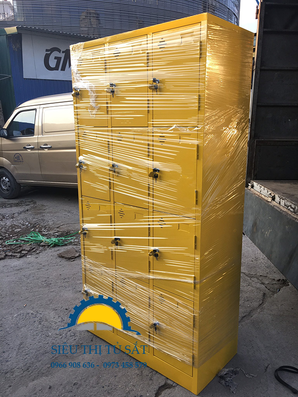 Sản xuất đơn hàng tủ locker 12 ngăn màu vàng cho khách hàng tại Trung Văn 2 tu locker 12 ngan mau vang theo yeu cau khach hang1 img 2
