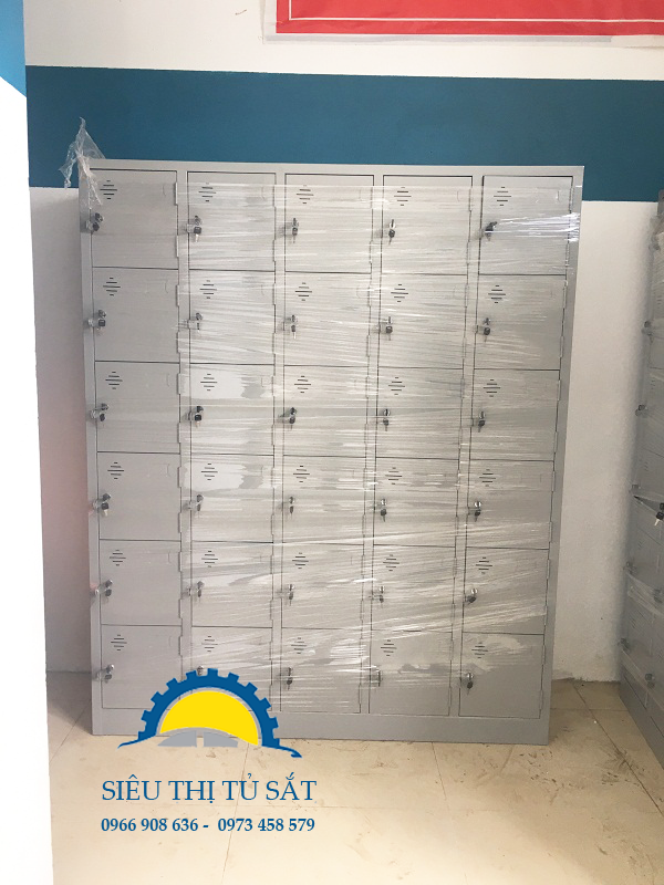 Tủ locker 30 ngăn phân phối tại bể bơi Bích Động, Việt Yên Bắc Giang 2 Tủ locker 30 ngăn phân phối tại bể bơi Bích Động, Việt Yên Bắc Giang 2