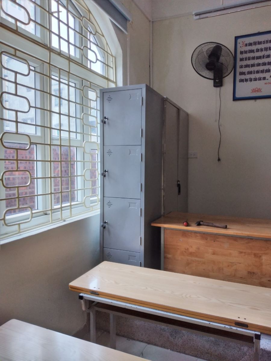 tu locker 4 ngan hung yen img