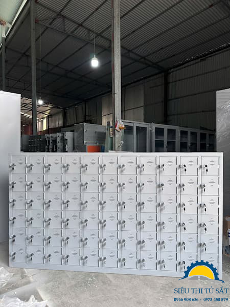 Tủ sắt locker 66 ngăn