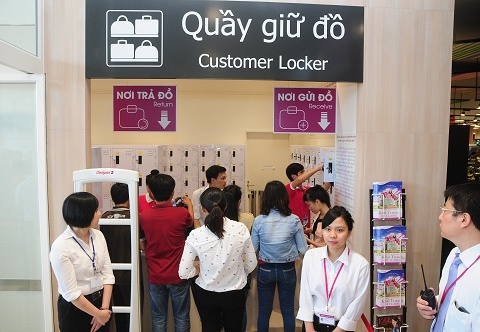 Tủ sắt để đồ cá nhân tại siêu thị