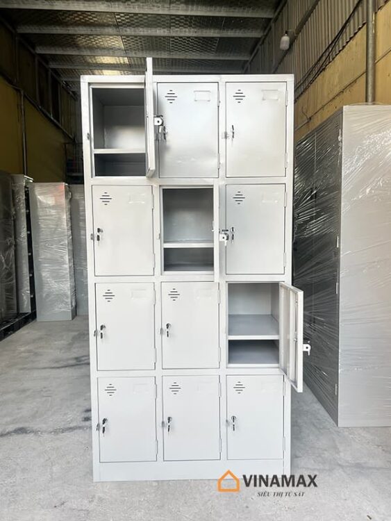 tu-locker-sat-12-ngan-them-khay-ngan-khoang