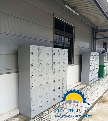 tủ sắt locker 18 ngăn