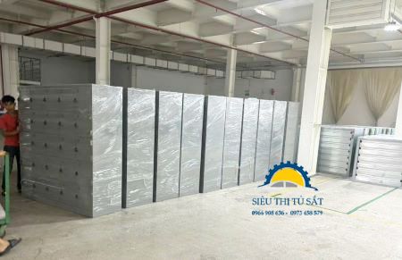 Tủ sắt locker 25 ngăn