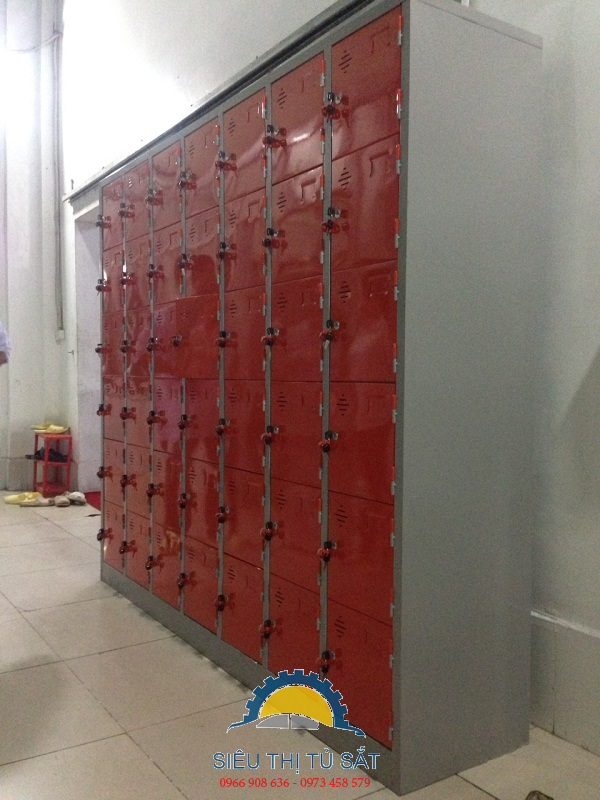 Phân phối tủ sắt locker 42 ngăn tại công ty cổ phần đầu tư sức sống mới 3