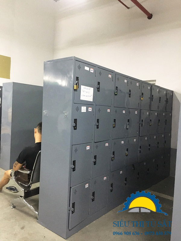 Tủ sắt locker 8 ngăn phân phối tại KCN Yên Mỹ II, Hưng Yên 3