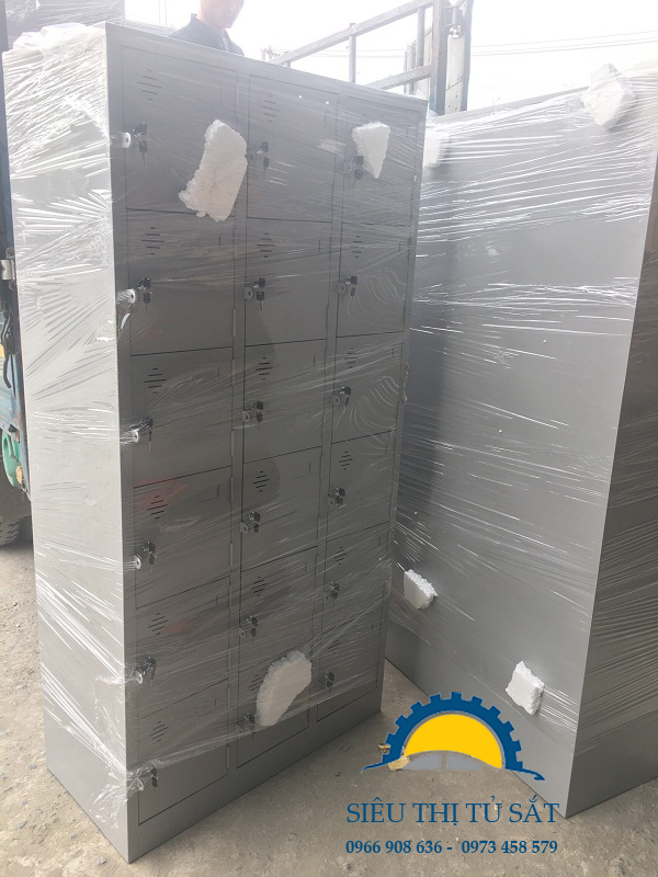 Tủ sắt locker 18 ngăn gửi xe đi Thái Nguyên 3