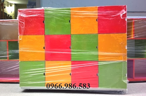 Tủ locker 12 ngăn cho trường mầm non