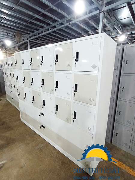 Tủ sắt mầm non sản xuất theo yêu cầu khách hàng 2 Tủ sắt mầm non 18 ngăn