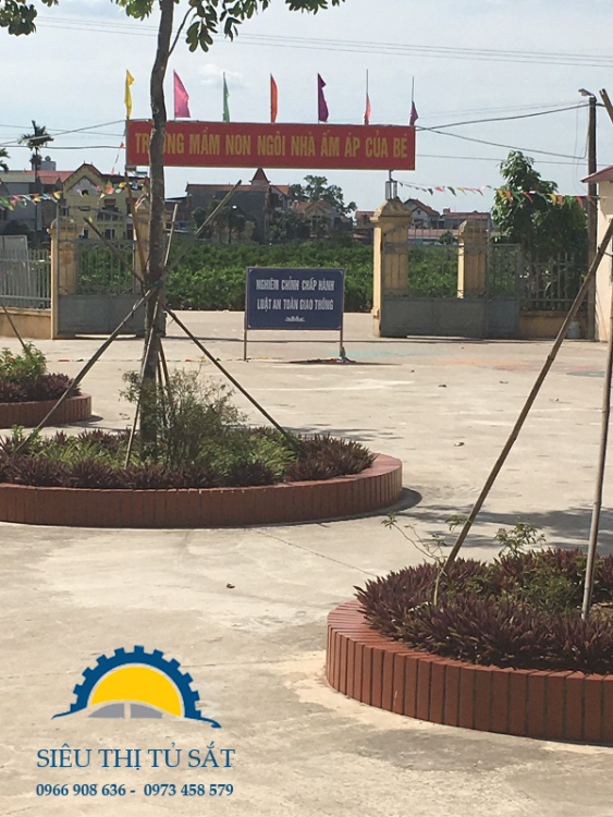 Tủ sắt chăn chiếu phân phối tại trường mầm non ngôi nhà ấm áp của bé 1