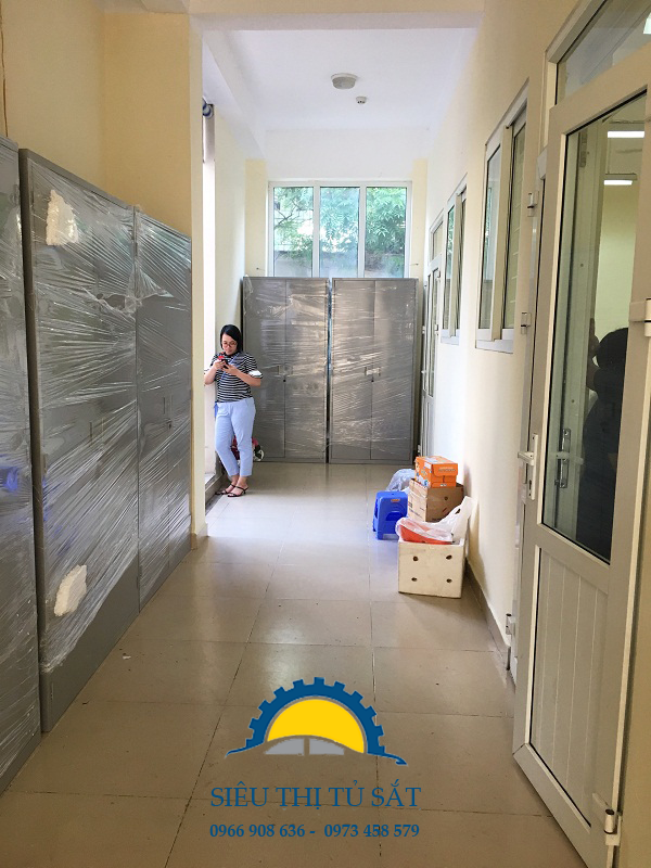 Phân phối tủ sắt văn phòng K2 cánh sắt tại Cát Linh, Hà Nội 2 Phân phối tủ sắt văn phòng K2 cánh sắt tại Cát Linh, Hà Nội 2