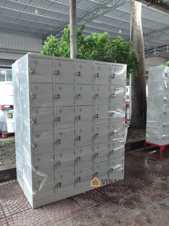 Tủ locker 30 ngăn: Thông số, ưu điểm, dự án thực tế 8 tu-locker-30-ngan-phan-phoi-tai-ton-duc-thang